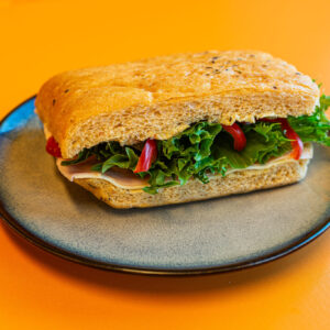 Focaccia-sandwich - BLT med aioli